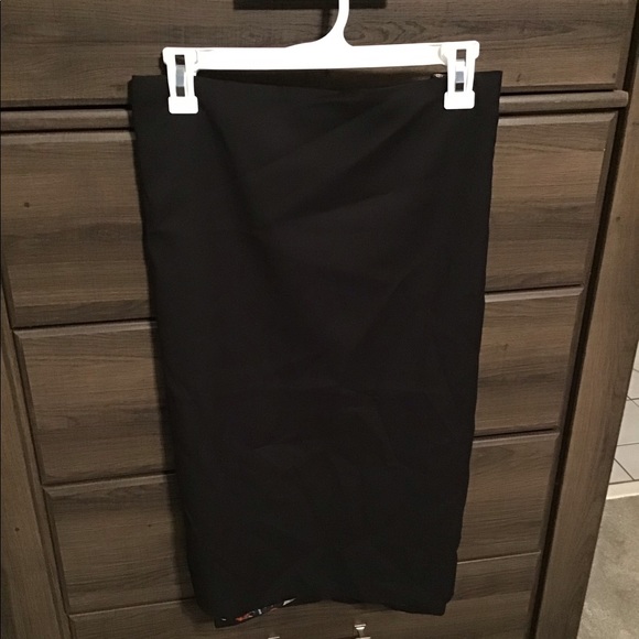 Licensed Marvel lined pencil skirt(fits like 16) - Picture 2 of 7